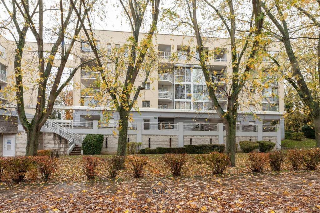 Appartement Proche De Disneyland Bmyguest Torcy  Eksteriør billede